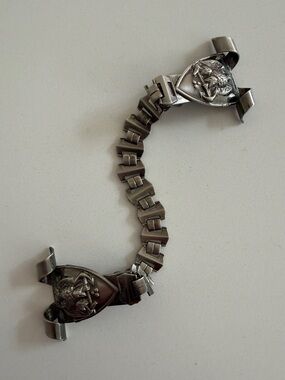 VINTAGE Sweater Cardigan Clasp Clip Eagle Pewter Tone Metal Steampunk Victorian